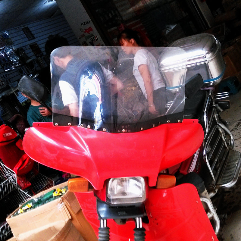 Square lamp Locomotive Tricycle Front Windshield Widens Transparent Wind Shield Windshield Shade Canopy Guard