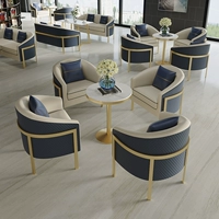 Один стол, четыре стула сине -синий цвет