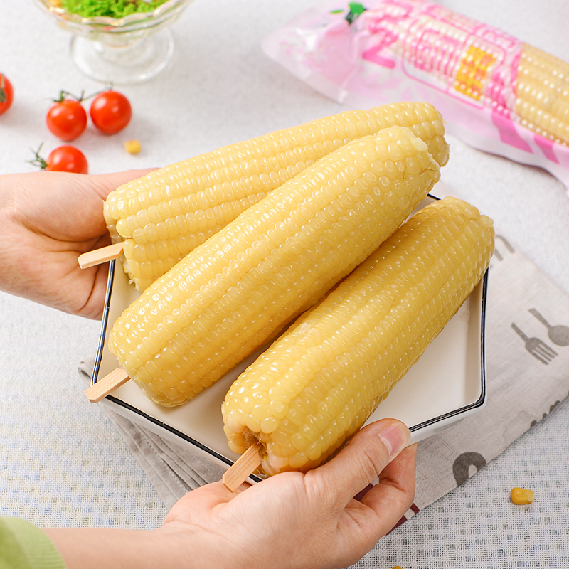 昊伟农庄 东北黑土地 雪糯玉米棒 8根共1600g 双重优惠折后¥19.9包邮