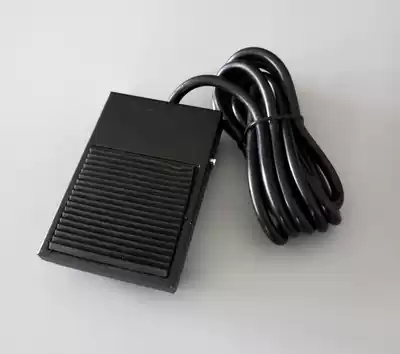 Special foot switch for induction heating machine