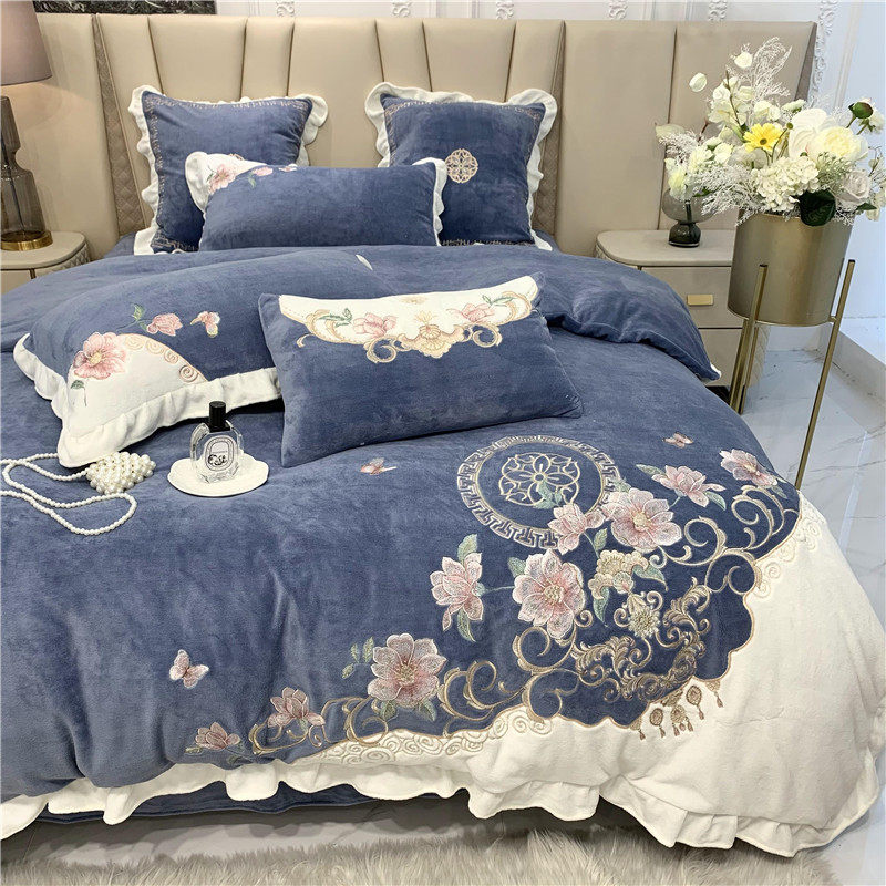 国潮秋冬加厚牛奶绒重工绣花四件套