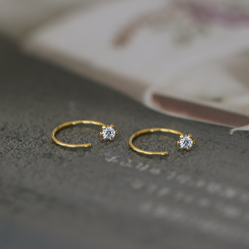 s925 Pure Silver Earshot Female Temperament Brief Inlaid Zircons Hook Fashion Individuality Retro Refined Earrings New Tide Ear Accessories