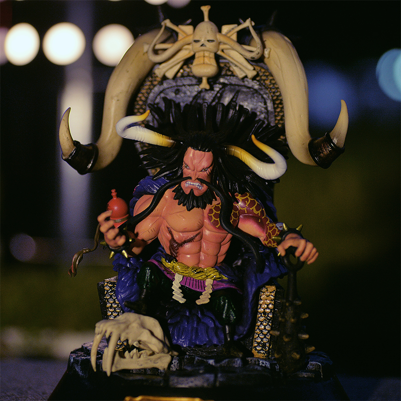 One Piece Four Emperor Model Beast Kaido Aunt Blackbeard GK Model Statue Main Shell Model Ornament