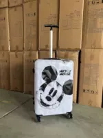 Черно -белый мультипликационный рис мышь