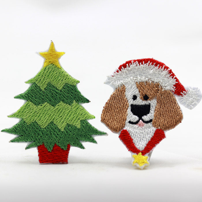 Christmas Tree Christmas Dog Featured Embroidery Decoration DIY cloth adhesive clothing applier with cloth art Christmas elements accessories