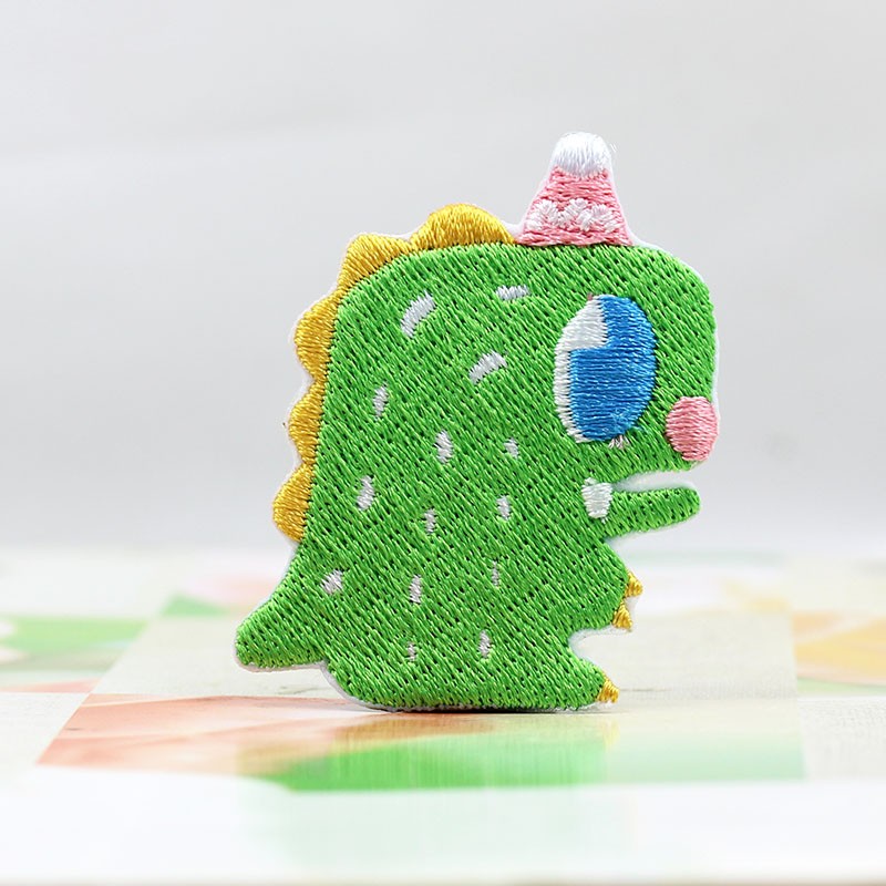 An Fengxi digy embroidered cloth with fine cartoon animal personality clothes decoration patched with a dinosaur