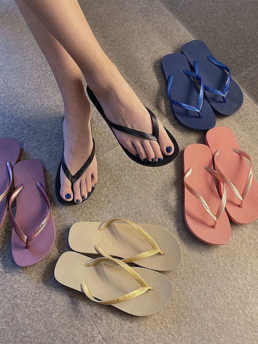 Women’s Flip Flop Sandals – Non-Slip Odor-Resistant Soft Sole Slides, Summer Indoor & Outdoor Beach Shoes
