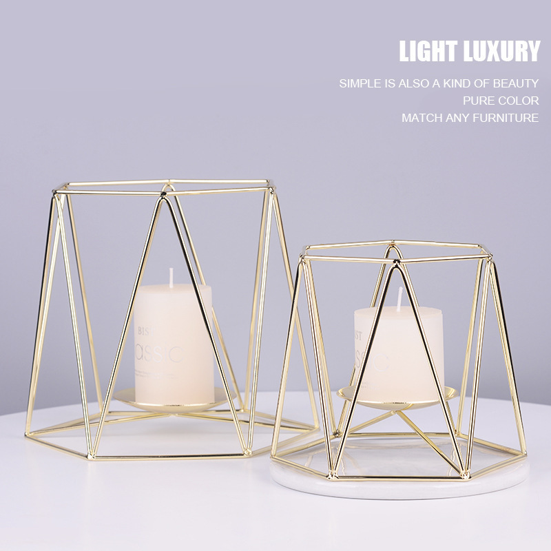 Nordic Golden Ins Geometric Electroplating Candleholder Pendulum home Decorative Pint Wax Candle Holder Romantic Candle Light Dinner Props