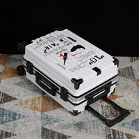 Алюминиевые рамы сломаны