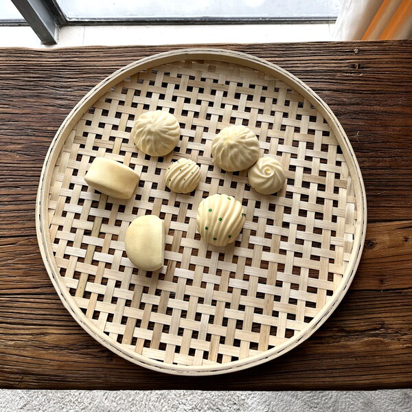 Middle Hole Bamboo Sieve round Dustpan Extra Large Hole Peanut Sieve Bamboo Yellow Bamboo Products Traditional Bamboo Basket Handmade Bamboo Bamboo Plaque