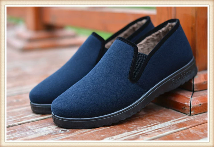 Trợ giúp thấp cộng với nhung cộng với mỡ chân lỏng lẻo Giày cotton nam Giày cũ Bắc Kinh cực lớn 45 46 47 48 49 yard