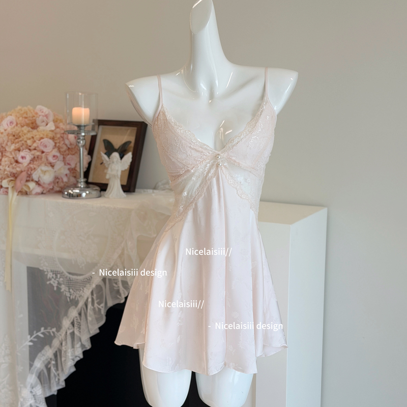 Nicelaisiii Antique Alice High-End Pure Desire Style Jacquard Ice Silk Camisole Nightdress Lace Sexy Sleepwear Nicelaisiii Antique Alice High-End Pure Desire Style Jacquard Ice Silk Camisole Nightdress Lace Sexy Sleepwear