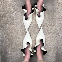 Womens shoes are good-looking and have personality. They like them. They are beautiful.