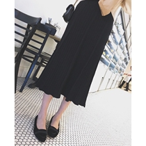 Golden mushroom mushroom knitted midi skirt version of this years trend is wonderful and its a thin skirt