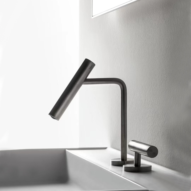 Italian Double-Hole Split Basin Faucet, Hot and Cold, Bathroom Counter Washbasin, Dual-Handle, Swivel, Brushed Nickel Silver