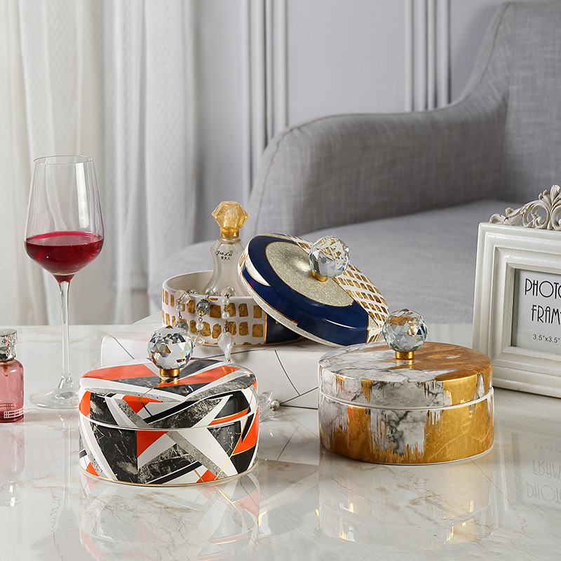 Ceramic Premiere Box Eurostyle Ornament Box Hand Accessories Containing box American Makeup Table Swing in Grease Box Light Extravagant