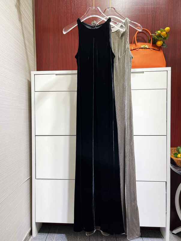 Cutting-Edge! Silk Velvet Dress for Women, Mulberry Silk Black Sleeveless Base Tank Dress, Long Slim-Fit Dress Cutting-Edge! Silk Velvet Dress for Women, Mulberry Silk Black Sleeveless Base Tank Dress, Long Slim-Fit Dress