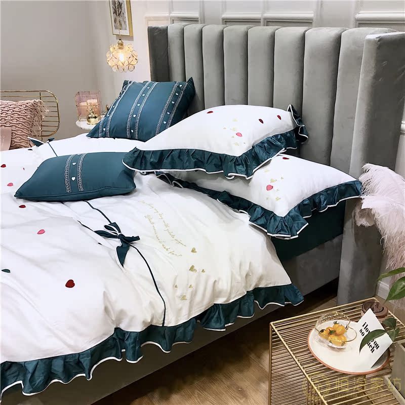 nơ Hàn Quốc 60 dài chủ yếu giường bông tình yêu thêu hit màu flounced gia đình bốn 1.8m - Bộ đồ giường bốn mảnh bộ ga trải giường everon