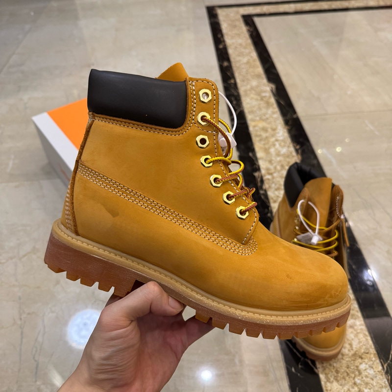 Big Yellow Boots, Indestructible, Stamped 10061W, First Layer Cowhide, Waterproof, Unisex Couple Outdoor Martin Height-Increasing Work Shoes Big Yellow Boots, Indestructible, Stamped 10061W, First Layer Cowhide, Waterproof, Unisex Couple Outdoor Martin Height-Increasing Work Shoes