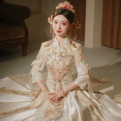 Golden Advanced Luxury Xiuhe Service 2023 Новая свадьба шампанского дракона и платье Phoenix китайская невеста