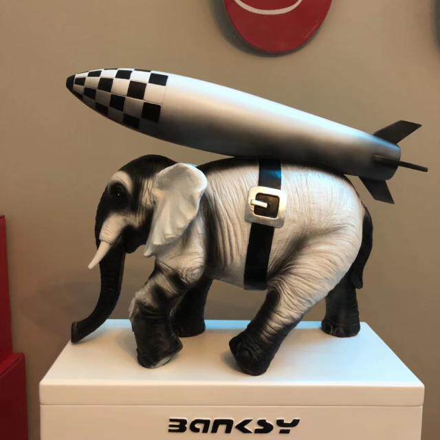 Elephant Incense Stove Pendulum in Banksy Banksy The Fashion Artist Residence Ornaments Dins Chains Chains
