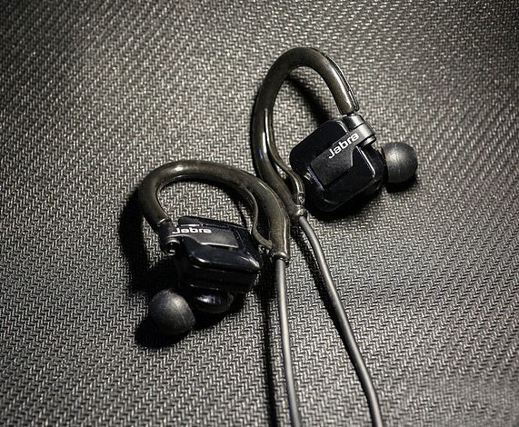 耳机样子，非实拍