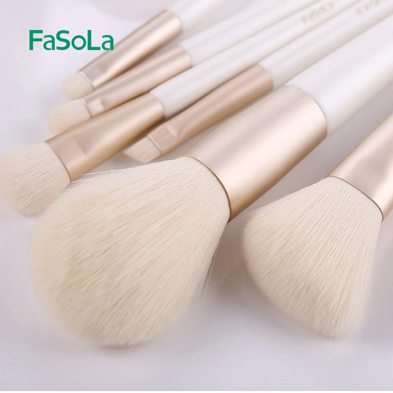 Makeup brush with blush blush bottom eyebrow and brow - shadow hair - shadow hair - makeup tool 7 sets