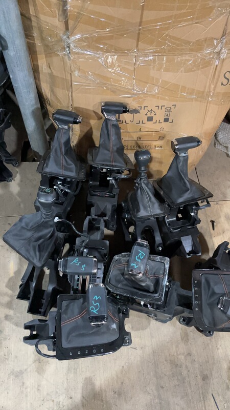 Original Factory Dismantled Baojun Rs3 Gear Shift Mechanism Original Factory Dismantled Baojun Rs3 Gear Shift Mechanism