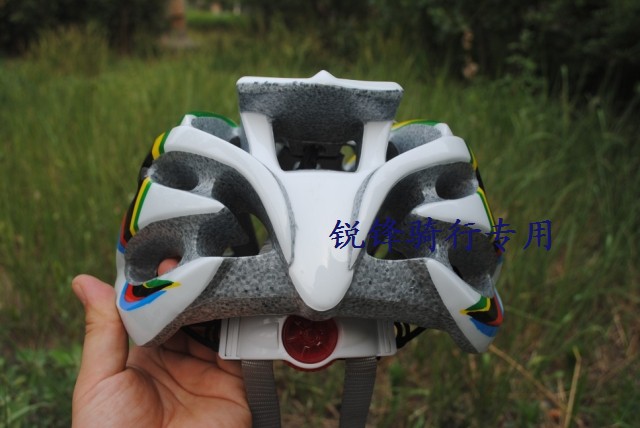 Casque cycliste - Ref 2249423 Image 11