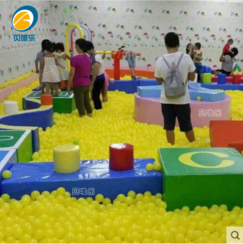 British theme wind large and small indoor amusement equipment to expand the children's orchestra Naughty castle factory direct sales