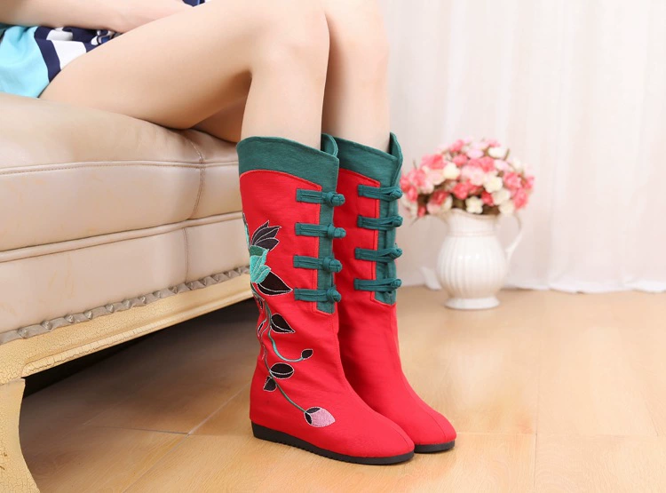 Giày bò Bắc Kinh cũ mới có dây buộc gió quốc gia đơn ủng thêu tăng giày nữ trong giày cao