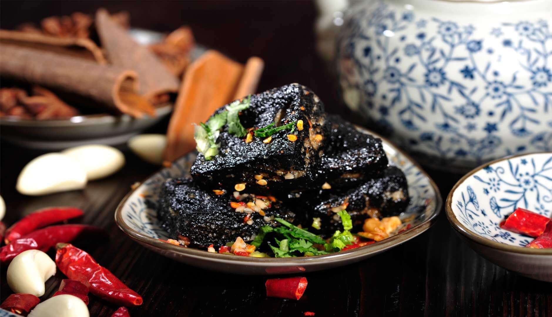 黑色经典臭豆腐,让你享受正宗长沙味15
