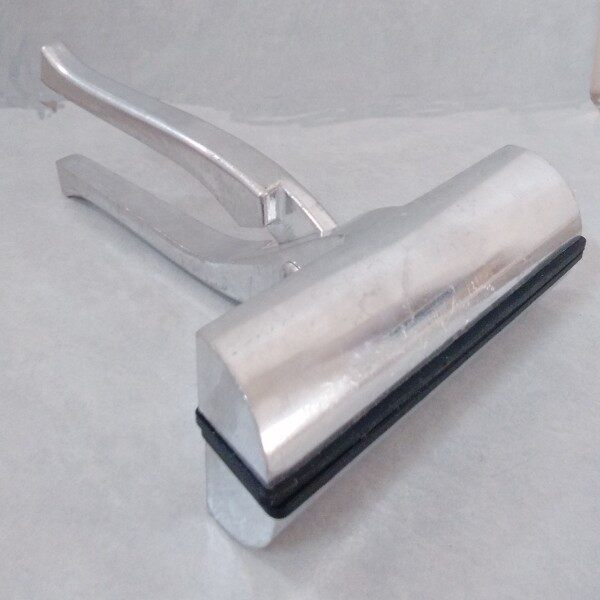 Manual pull net pliers pull light cloth pliers pull net clip pull cloth pliers stretch cloth pliers advertising printing cloth pliers