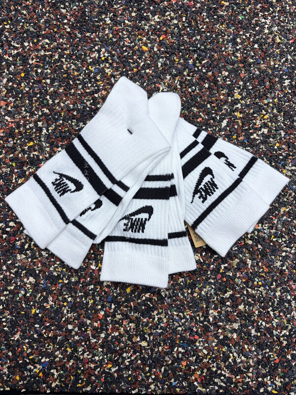 Wenwen Genuine Nike Men's and Women's New Three-Pair Pack Comfortable Sports Socks Long Socks Dx5089-103 Wenwen Genuine Nike Men's and Women's New Three-Pair Pack Comfortable Sports Socks Long Socks Dx5089-103