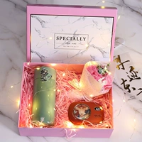 Chuhe Green и Yilu имеет сокровище сокровища и сокровище зарядки (подарочная коробка Heart)