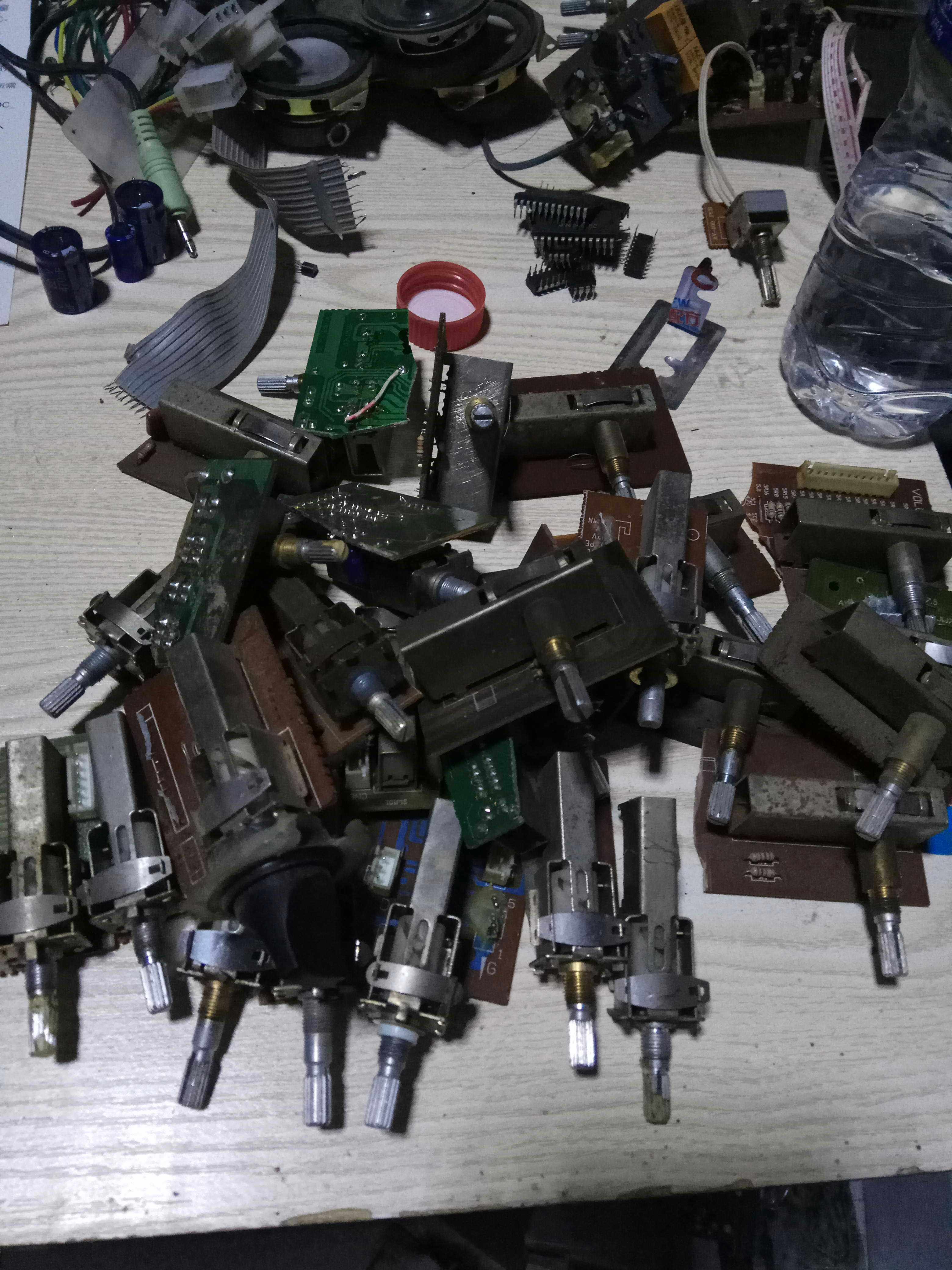 Power amplifier switch band switch input switch switching switch dismantling machine