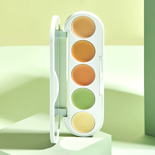 Оранжевый осветляющий консилер, против темных кругов под глазами