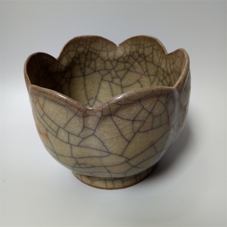 Antique Song Ge Kiln Gold Wire Iron Line l Lotus Bowl Antique Porcelain Boutique Old Ornament Collection Hot Sale