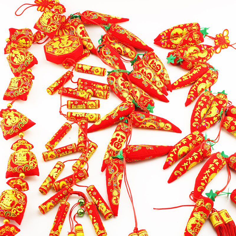 Lucky bag lucky bag chili string pendant New Year's Day firecracker string New Year decoration indoor living room Spring Festival layout chili housewarming