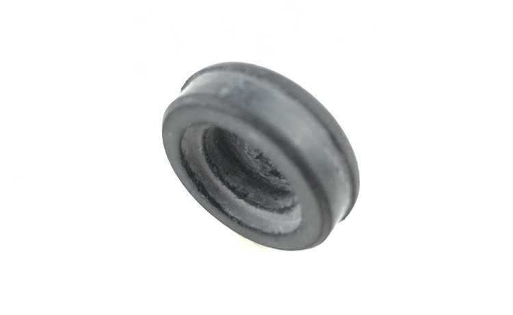 Dongfeng phổ biến S500 / phổ biến SX6 phía trước cần gạt nước phía trước cánh tay rocker vít trang trí nắp mũ luoi gat mua oto