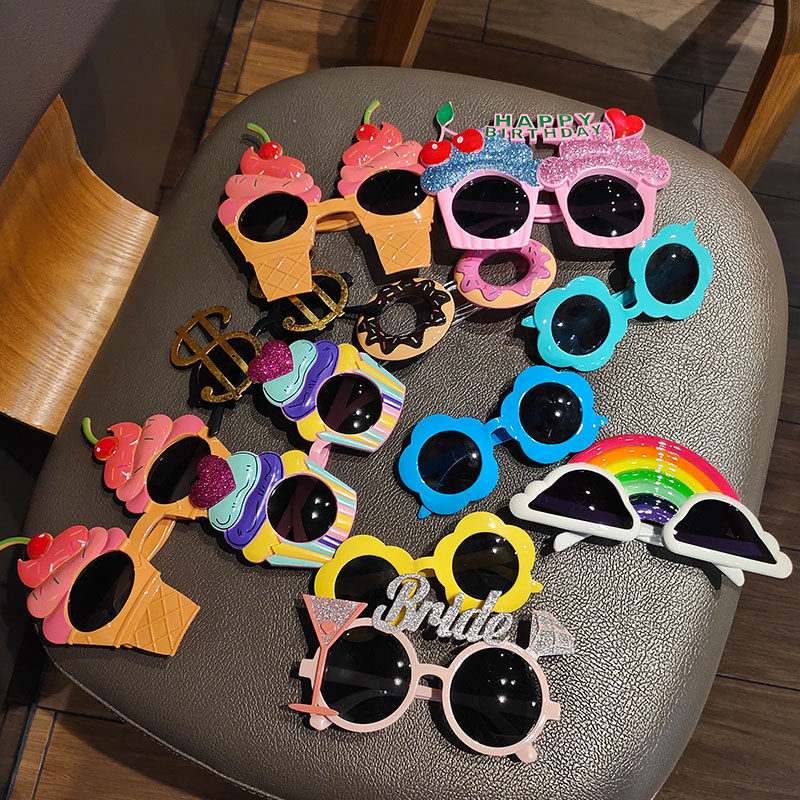 ins little red book the same birthday glasses Party prom party glasses styling goggles selfie with weird tide-Taobao