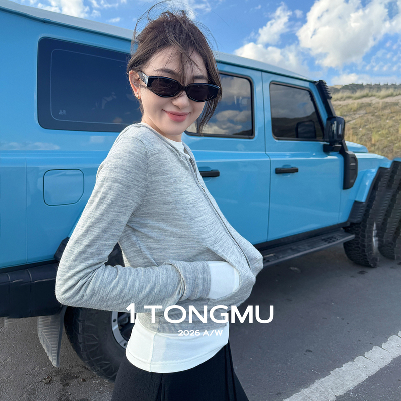 1Tongmu 【Urban Look Series Sweatshirt】Autumn Casual Short Zip-Up Cardigan Sweatshirt 1Tongmu 【Urban Look Series Sweatshirt】Autumn Casual Short Zip-Up Cardigan Sweatshirt
