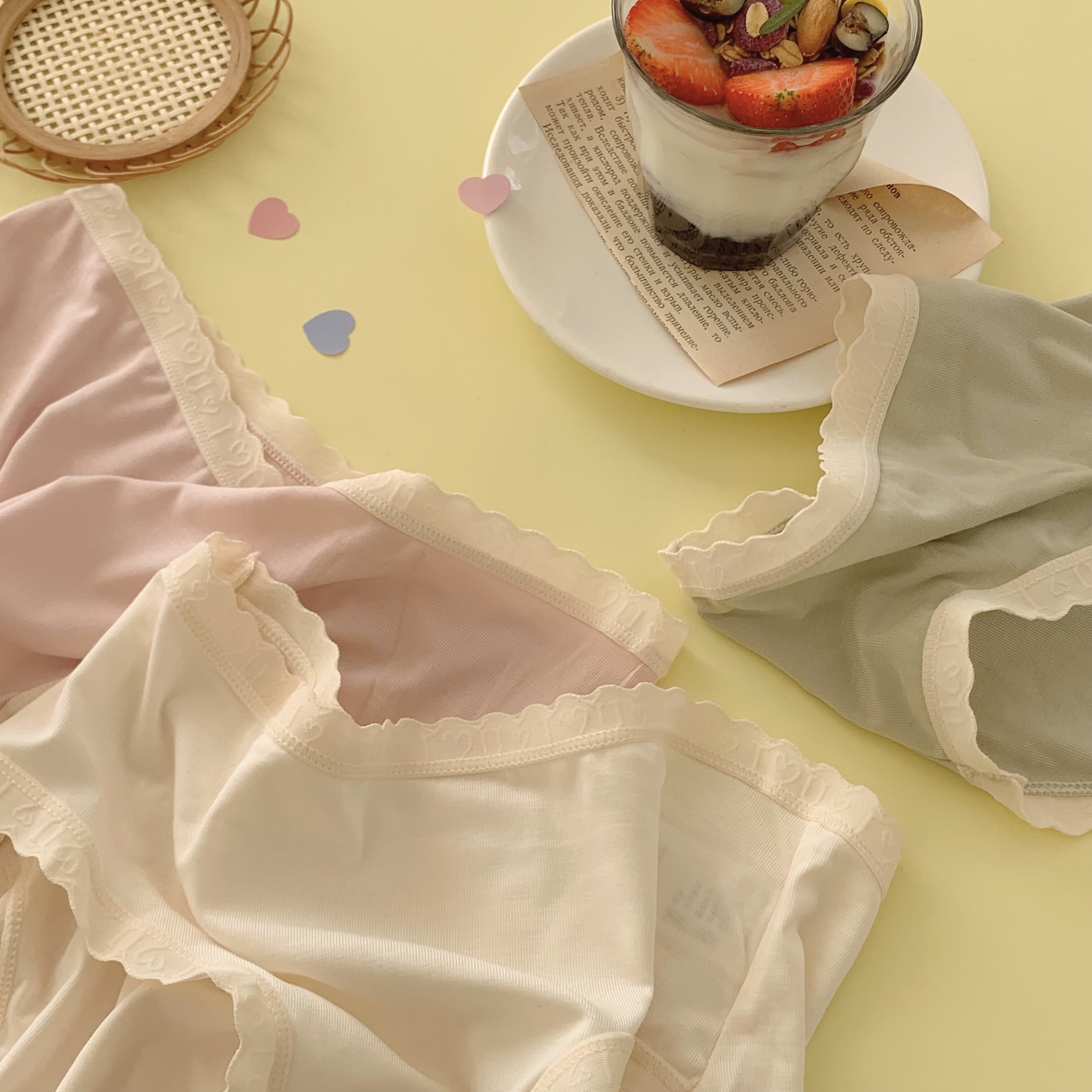 Sheep blew North Sea wind super comfortable soft cotton sweet and sweet loving side gentle waist underwear woman