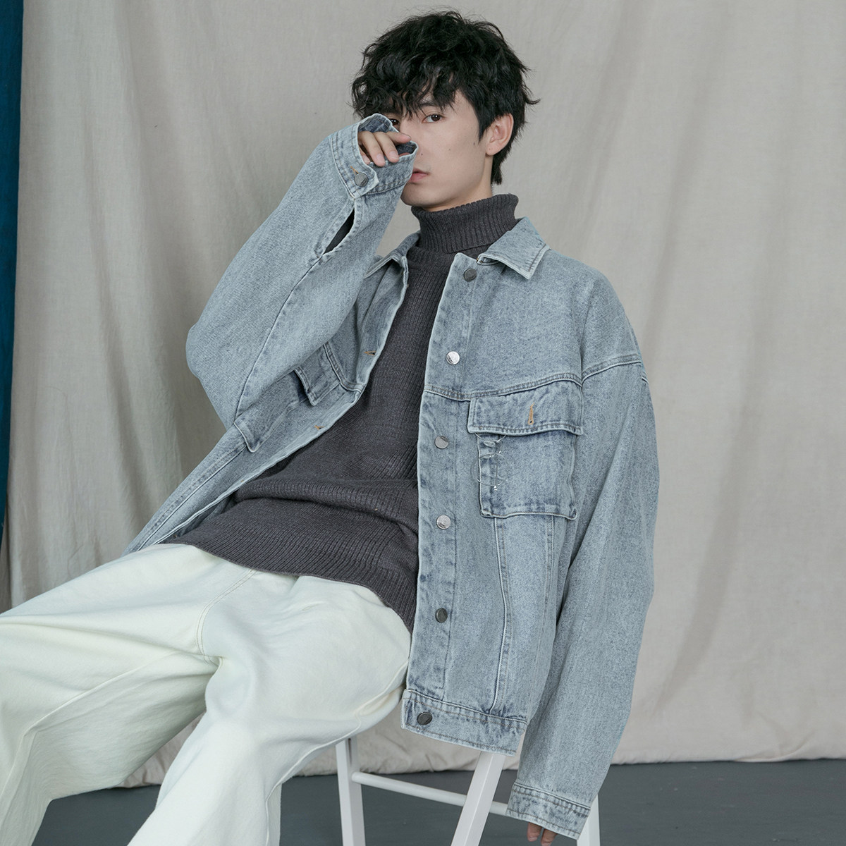 Mr. Montmartre South Korean retro street old school denim, male and female couples, smoke grey coat wave