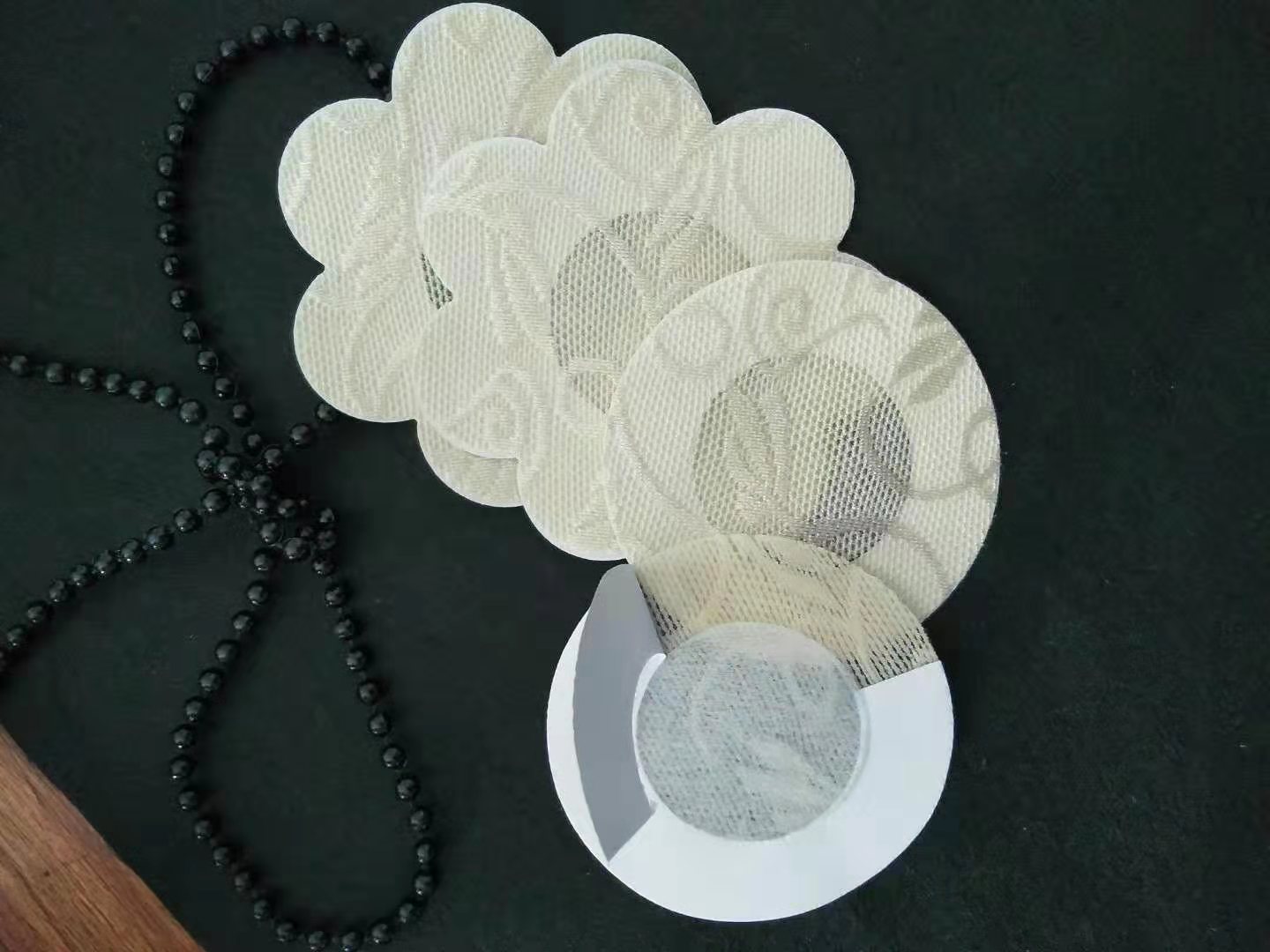 Disposable milky anti-bump nipple chest sticking female wedding dresses with thin ultrathin summer summer nipples with hanging band dress