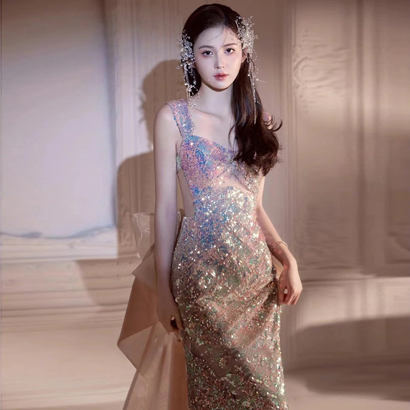 Mermaid-Style Toast Dress with a Light and Luxurious Feel, High-End, Waist-Cinching, Fishtail, Slimming, Engagement Dress, Host Banquet Dress