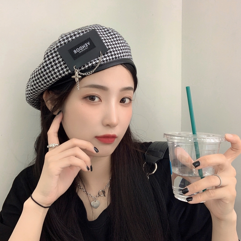 Japan Cape Kara ghost Horse series Girl hat Drag Cool Trendy Metal Clog Black & White Thousands Birds Gberets