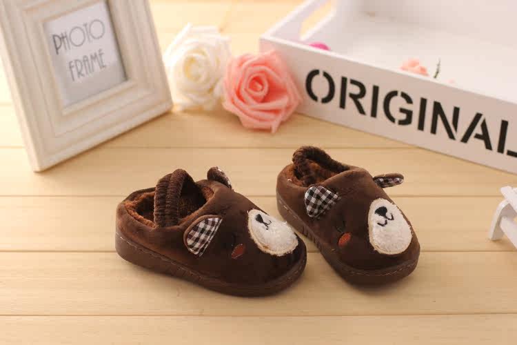 Pantoufles enfants en autre pour hiver - semelle caoutchouc antidérapant - Ref 1011034 Image 36