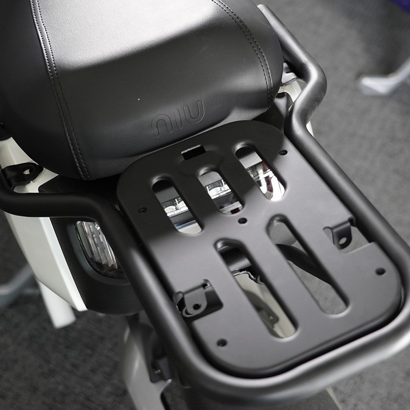 Maverick electric car mqi2 electric car manned cushion kit mqis tail box bracket Rear shelf backrest three-piece set