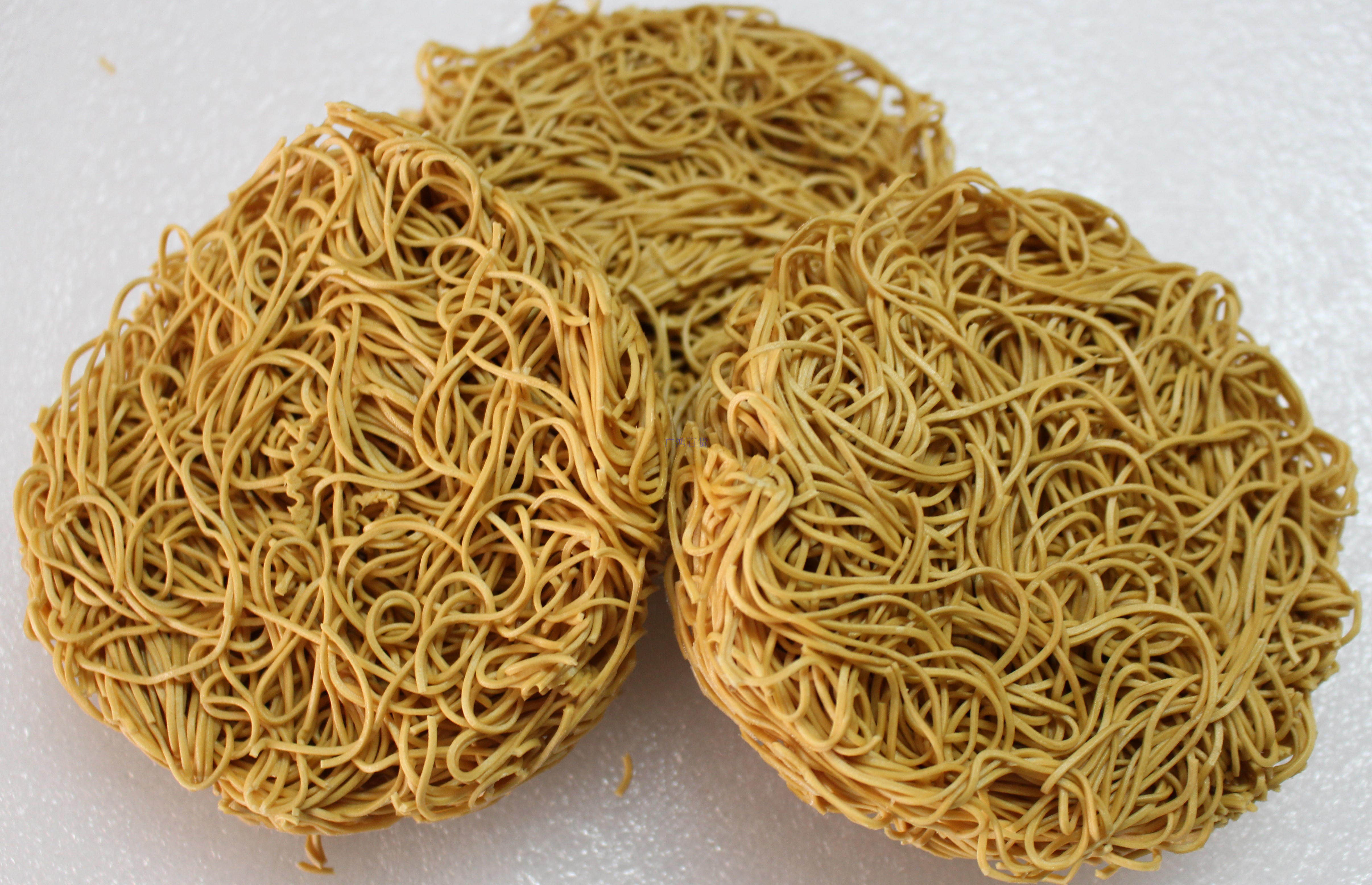 Baiyun wonton noodles Guangdong signature bamboo rise noodles whole egg noodles Alkaline aquatic noodles Imperial Duck egg noodles Hong Kong-style tea meal 3 5 pounds